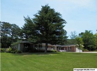 314 Country Club Dr, Gadsden, AL 35901