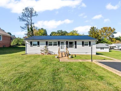 112 Laprade St, Brookneal, VA, 24528
