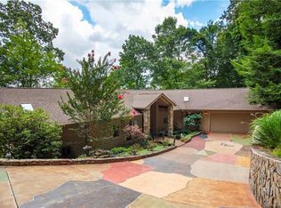 16 Wild Dogwood Trl, Mills River, NC 28759