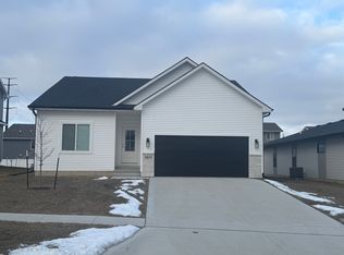 2815 22nd St SW, Altoona, IA 50009