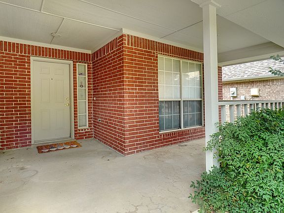 2nd image of 6413 Eagle Creek Dr #6413