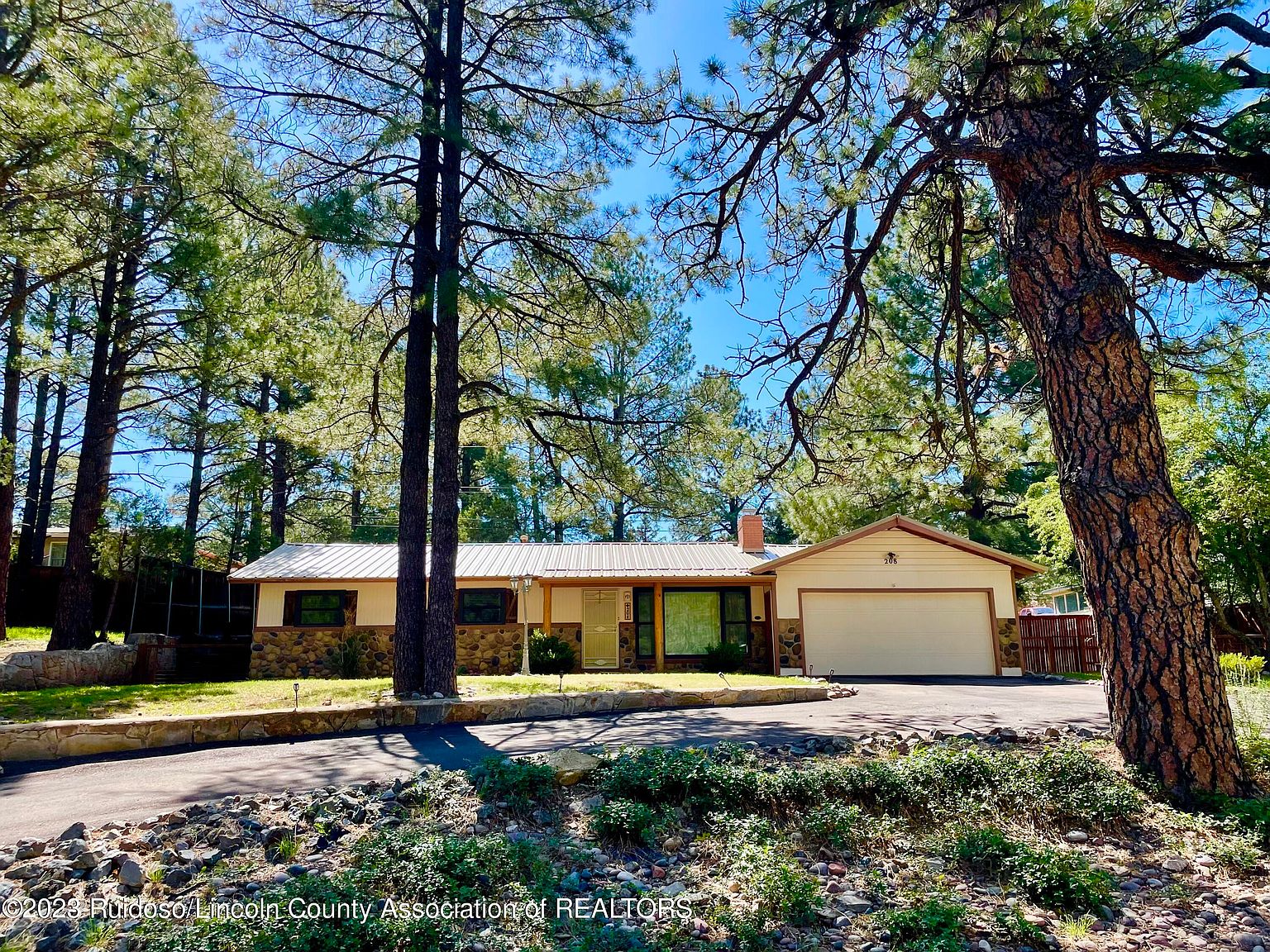 208 Nogal Pl, Ruidoso, NM 88345 Zillow