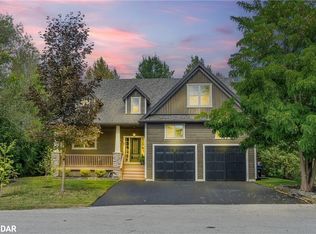 105 Stephens St, Collingwood, ON L9Y0G5