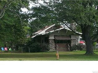 4403 Lake Shore Rd, Hamburg, NY 14075