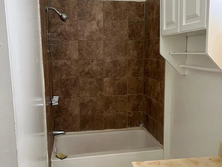 132 Chestnut St #4 — Photo 3