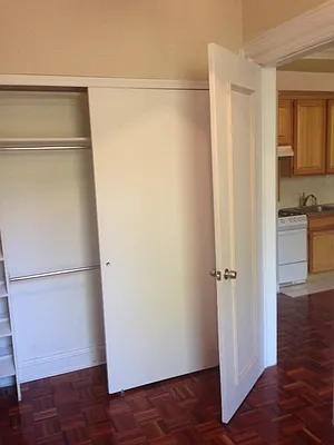 Rented by Eva M. Daniels Realty | media 18