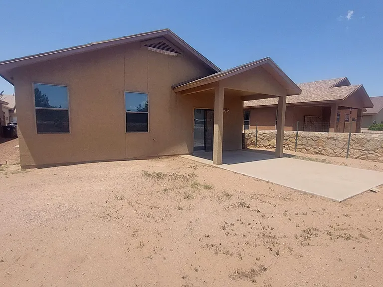4768 Joseph Rodriguez Dr — Photo 7