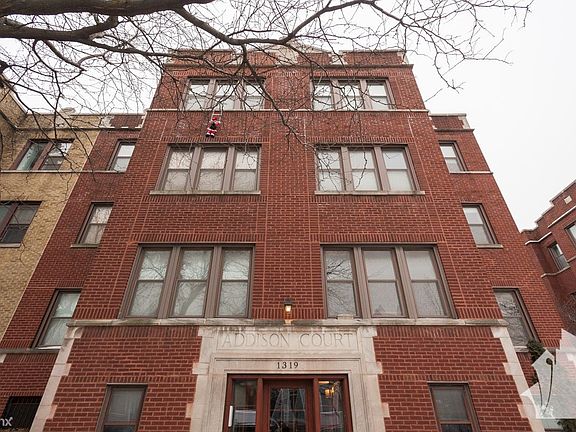 2017_12_27_1319_W_Addison_Unit_3A_1