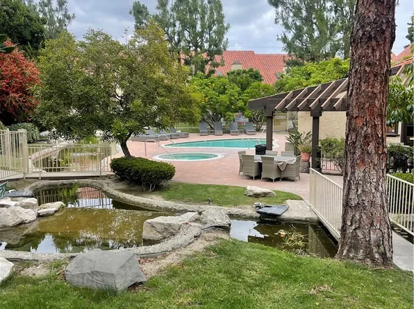 5479 E Centralia St APT 7, Long Beach, CA 90808