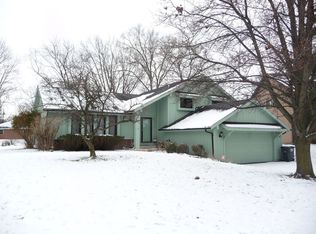 4465 Meadow Creek Ct, Toledo, OH 43614