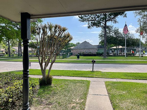 3rd image of 3343 Deermoss Dr