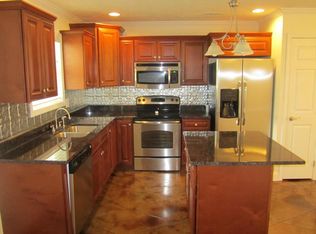 1506 W Central St APT F, Marion, IL 62959