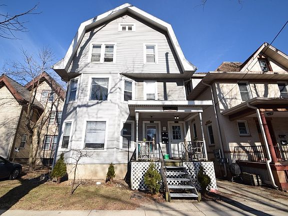 2nd image of 832-834 E Gorham St #6882796