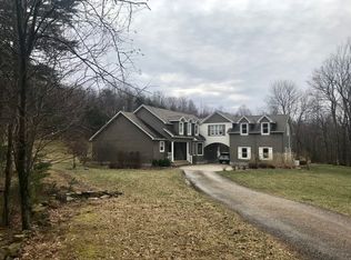 327 Dove Dr, Morgantown, WV 26508