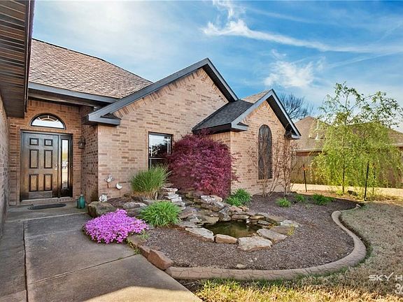 2nd image of 2194 Meadowbrook Dr