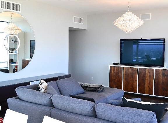 3rd image of 900 W Olympic Blvd Unit 34A