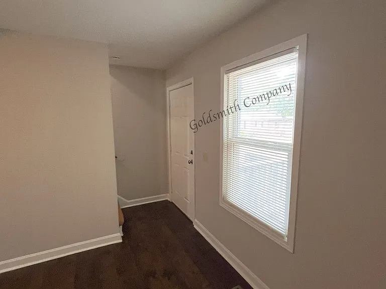 10 D Averill St — Photo 6