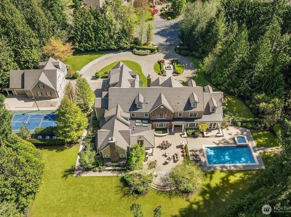 2045 250th Place NE, Sammamish, WA 98074