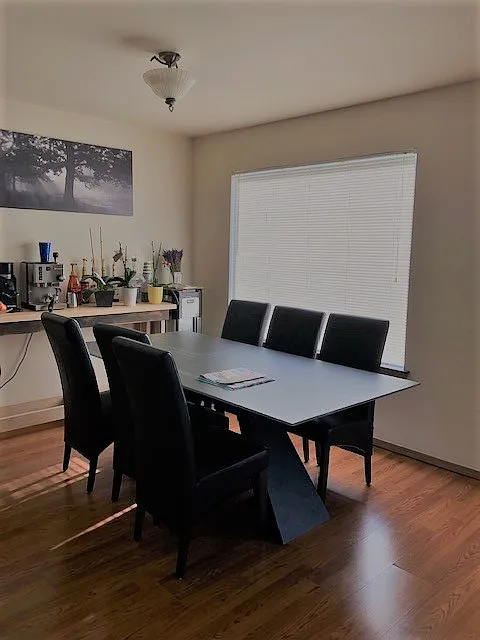 3 bed, 2.5 bath, 1700 sqft, $2,700 — Photo 2