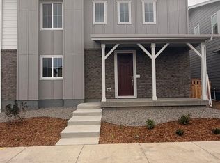 22759 E 47th Dr, Aurora, CO 80019