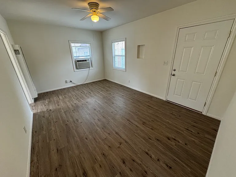 2014 N Parish Pl #2018 — Photo 10