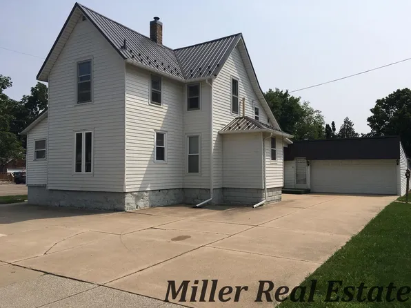901 S Hanover St, Hastings, MI 49058