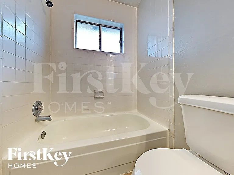 12623 Day Hollow Ln — Photo 14