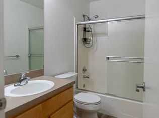 2470 Bella Vista Ave #B, Martinez, CA 94553