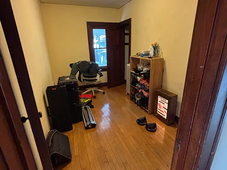 2711 Willard Ave — Photo 1