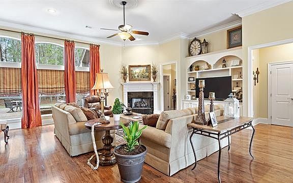 5th image of 169 Grande Maison Blvd