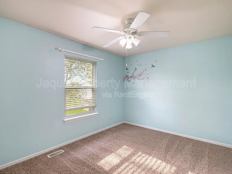 7325 Salerno Cir — Photo 8