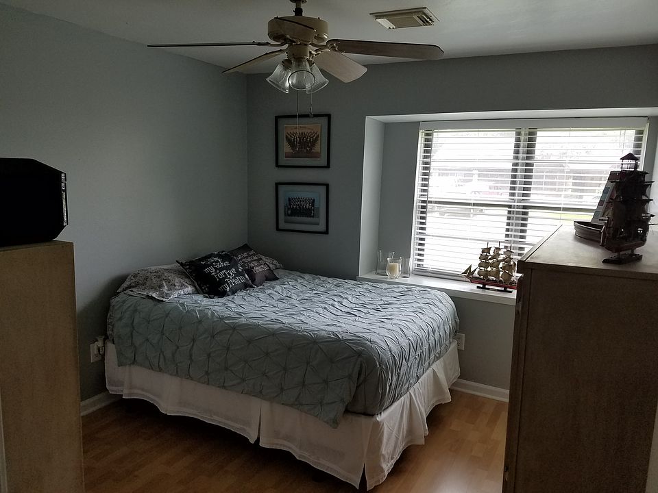 1st image of 326 Alice Ln