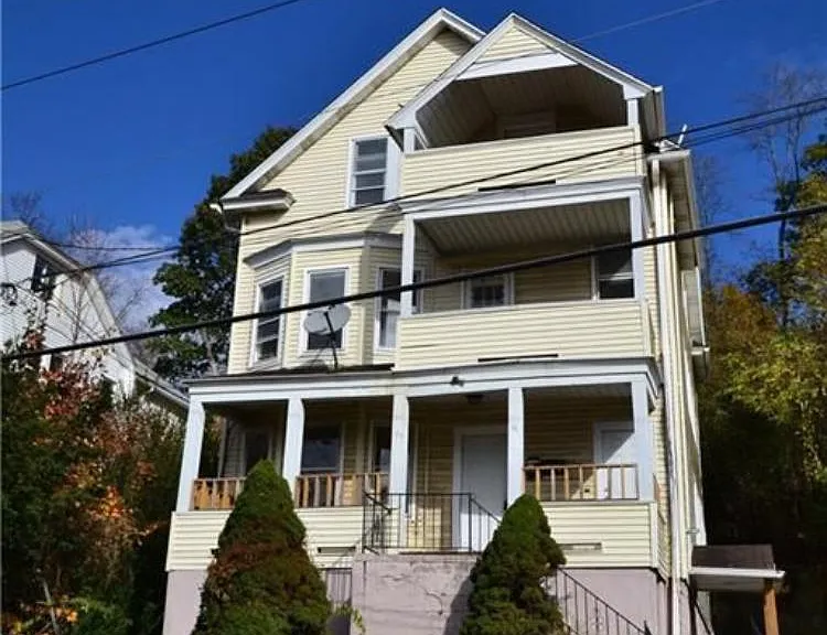 125 Wolcott St #2 — Photo 8