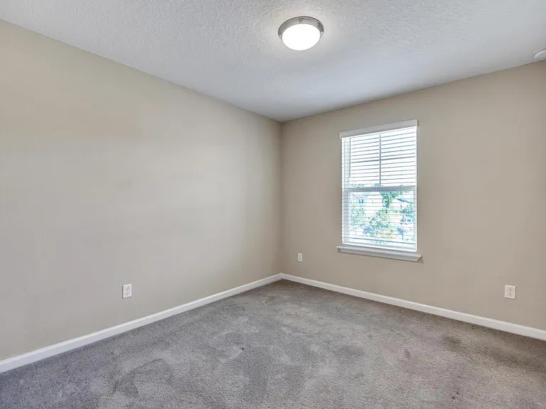 133 Appleton Ct — Photo 19