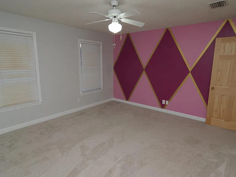 123 Valley Springs Rd — Photo 16