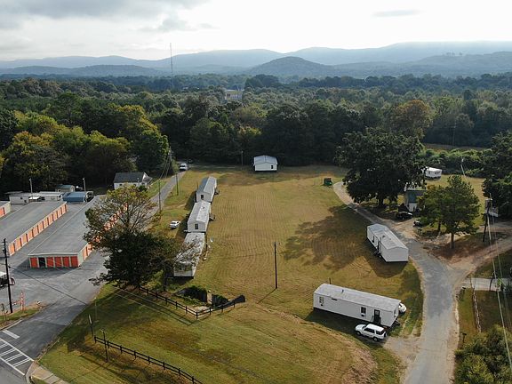3rd image of 76 Violet Ln #76