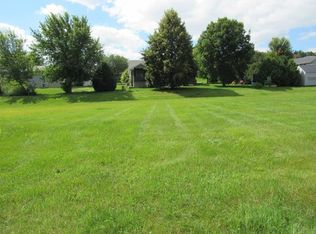 106 5th Avenue Ct, Coggon, IA