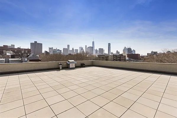 Sold by Nest Seekers International | media 16