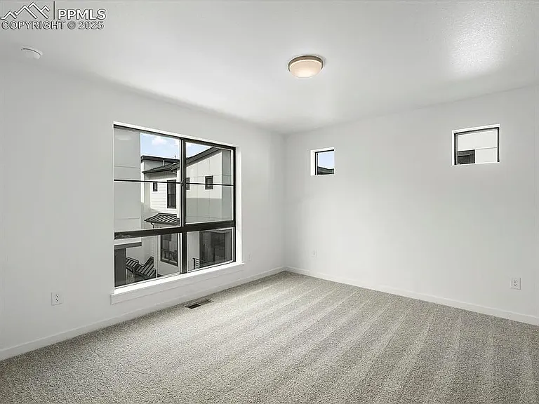 10642 Columbite Hts — Photo 14