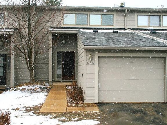 2nd image of 634 Peninsula Ct