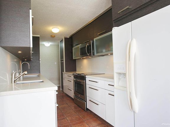 4th image of 65 Calle Santiago Iglesias APT 1103