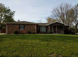 2328 S Sheridan Dr, Quincy, IL 62305