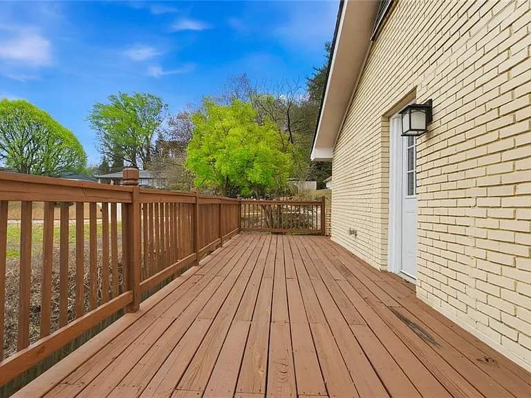1848 Winthrop Dr SE — Photo 39