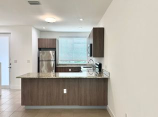 519 NE 121st St, North Miami, FL 33161