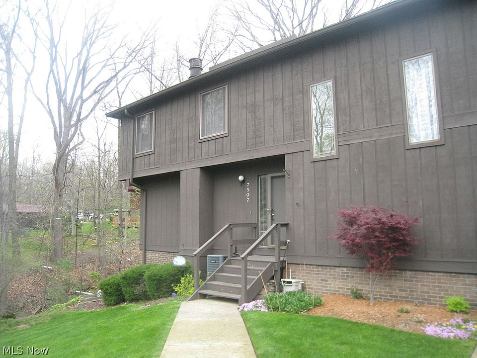 1st image of 7507 Creekwood Ct #15C