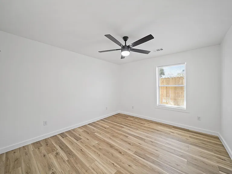 4154 Erby St #A — Photo 15