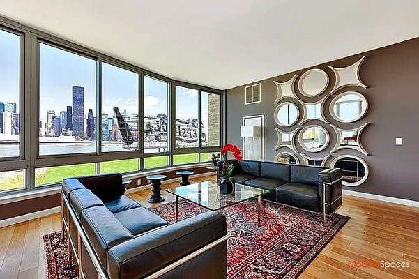 Sold by Modern Spaces | media 42