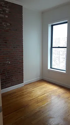 Rented by Skyline Realty LLC II | media 7