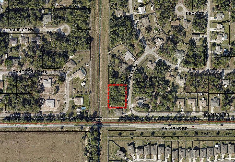 2nd image of 118 Delk Ave NW