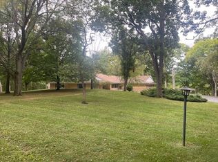 609 Ravine Rd, East Dundee, IL 60118